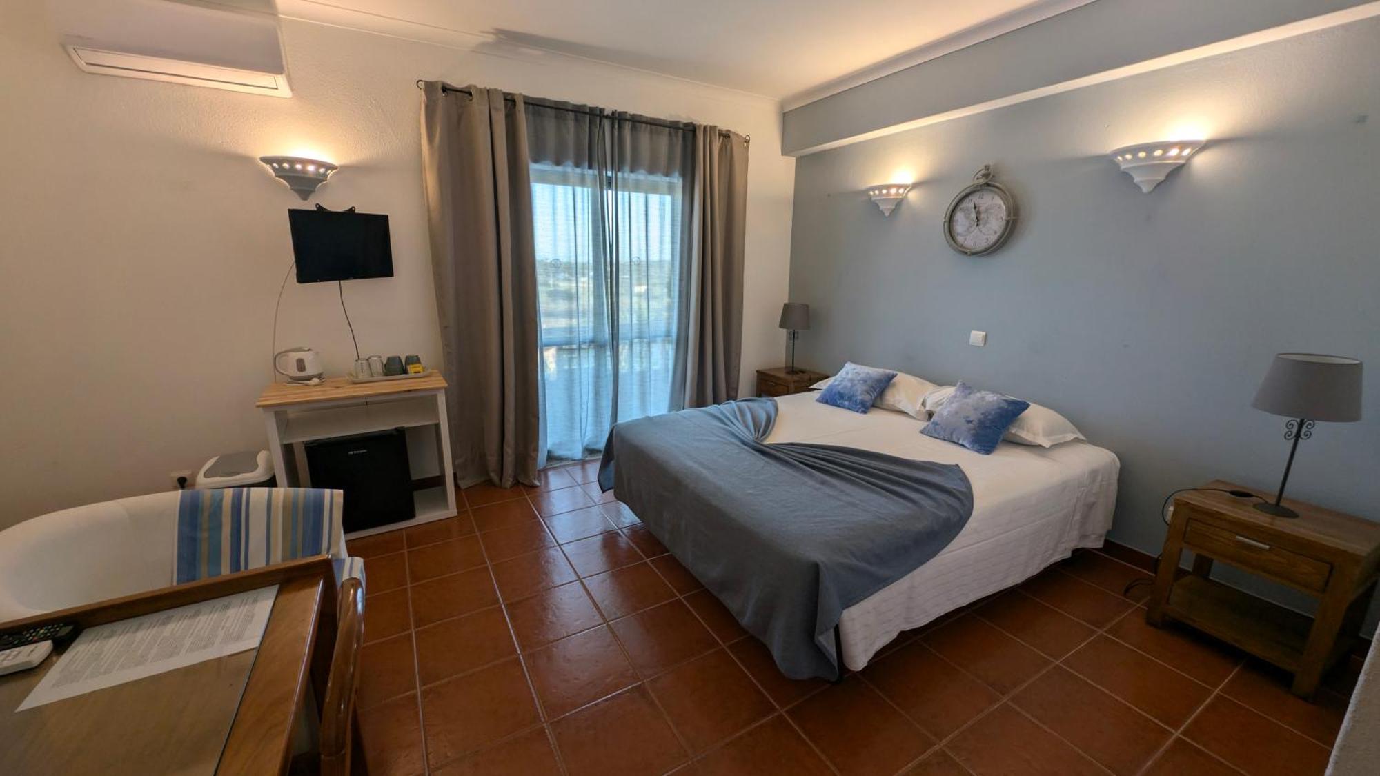Casa Rosa Montes Hotel Praia Da Luz Ngoại thất bức ảnh